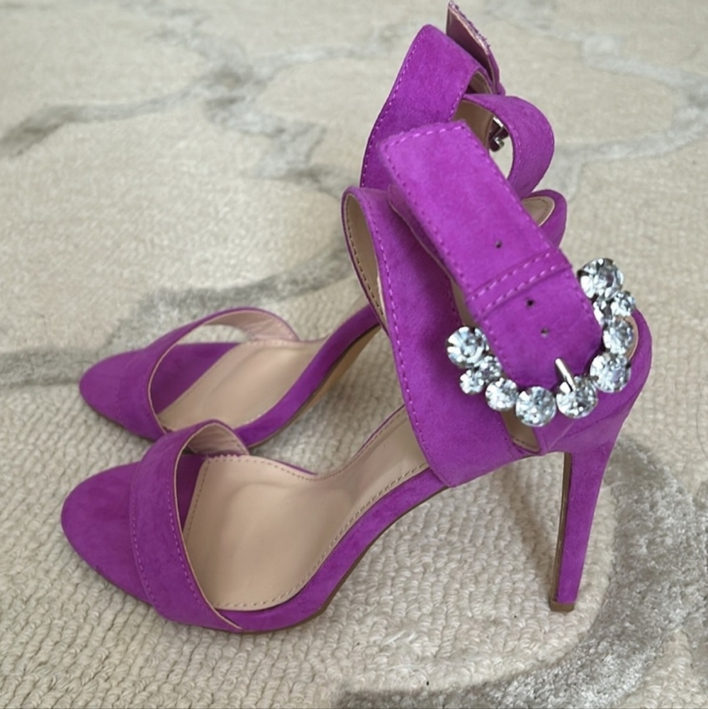 Classy Strapy Sandles